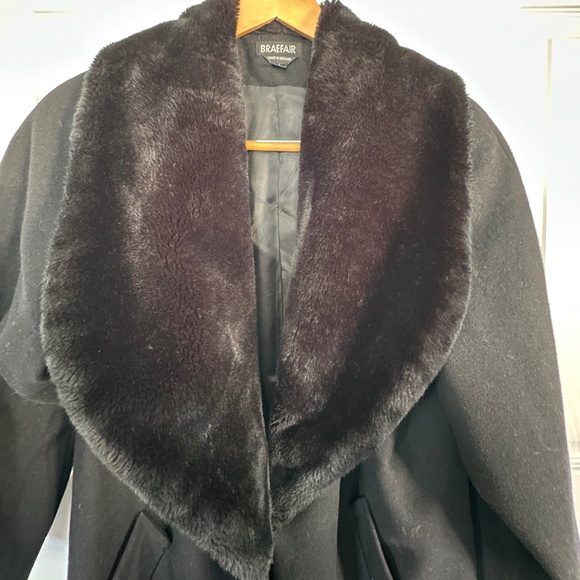 Braefair Vintage Wool Long Coat | Size 6 | Made in Ukraine - Picture 16 of 16